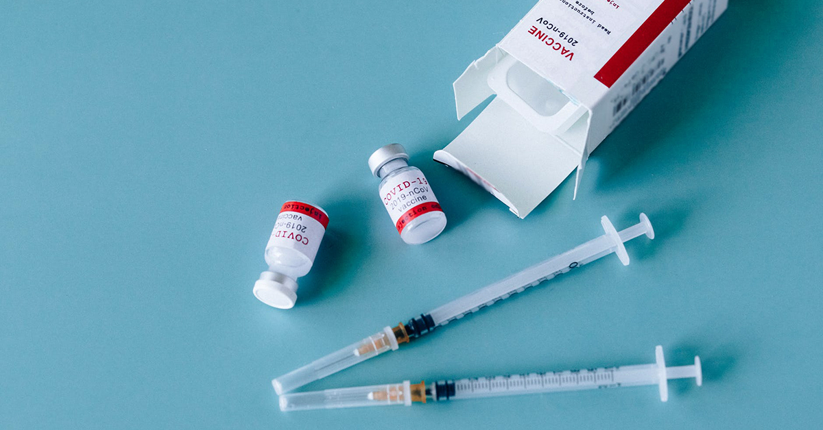 Koronarokotukset käynnissä – THL tarkentanut riskiryhmien rokotusjärjestystä